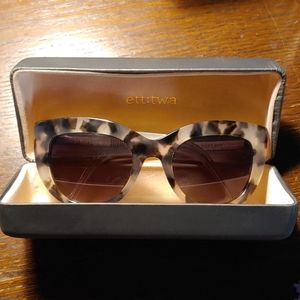 ETT:WA Tortoise Sunglasses